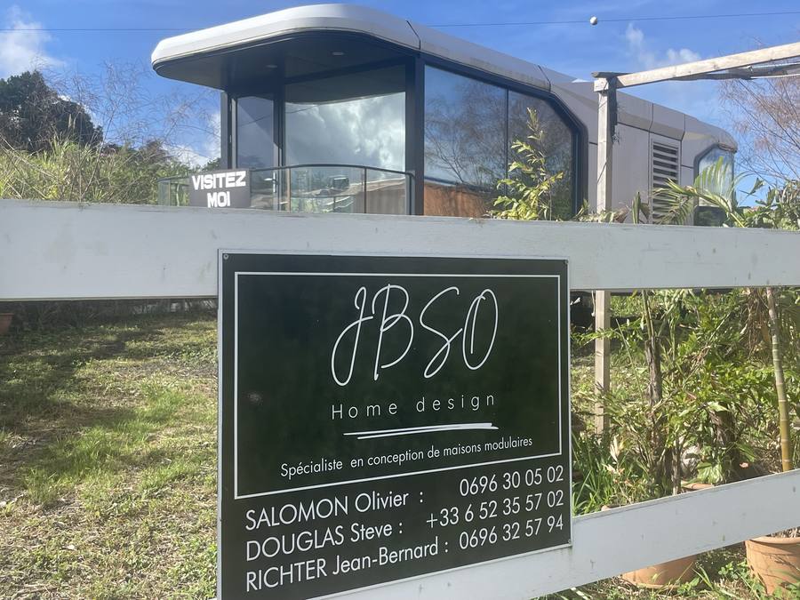 JBSO showroom pancarte